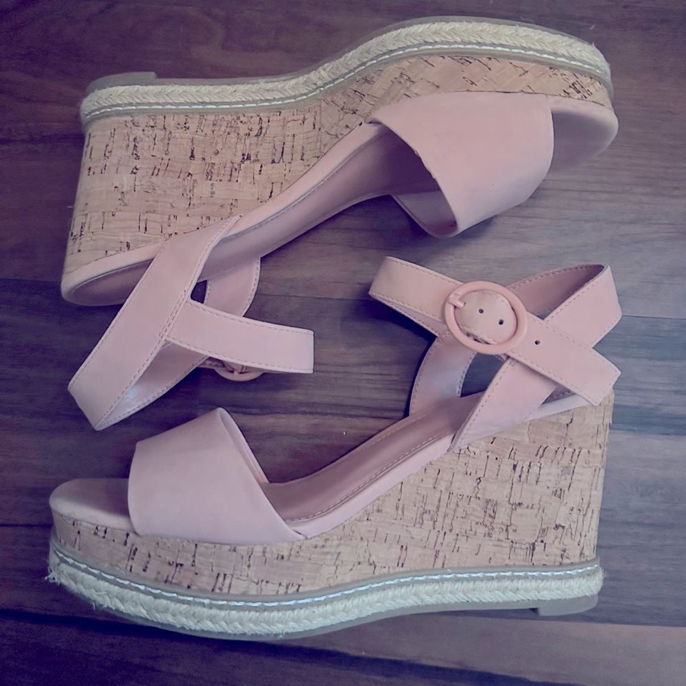 PINK ESPADRILLES